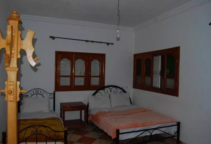 هتل Auberge Al Bassatine Imilchil