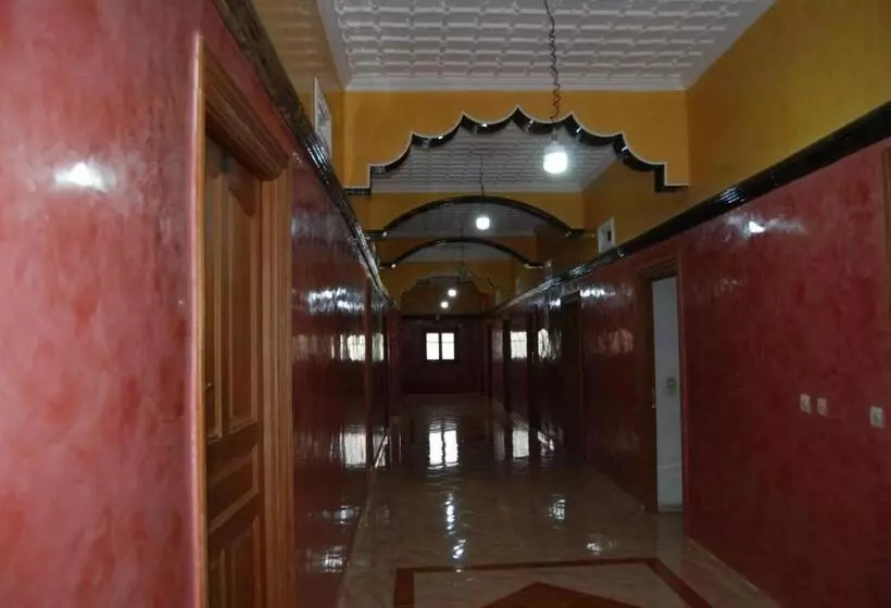 هتل Auberge Al Bassatine Imilchil