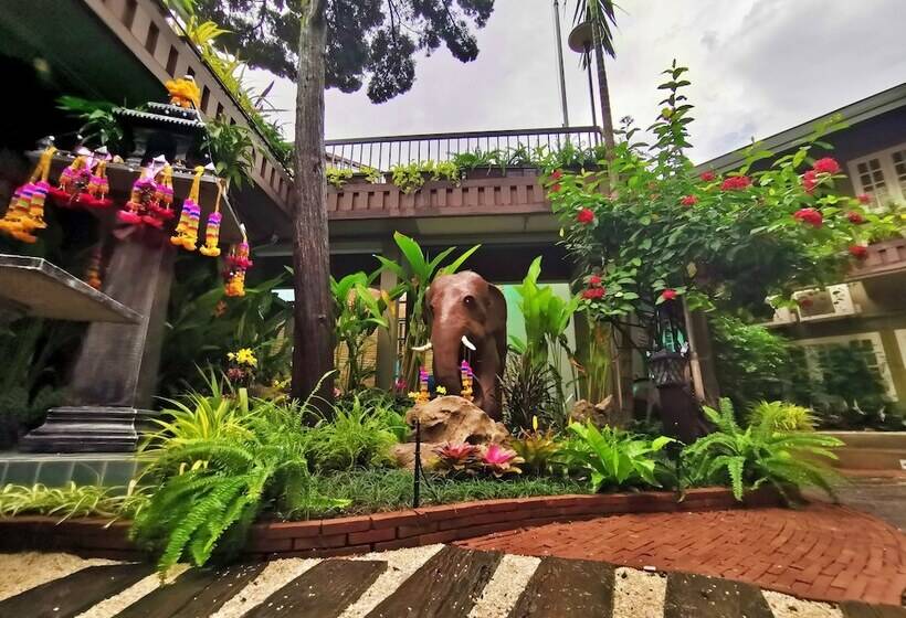 هتل Fang Chiang Mai โรงแรมแฟงเชียงใหม่