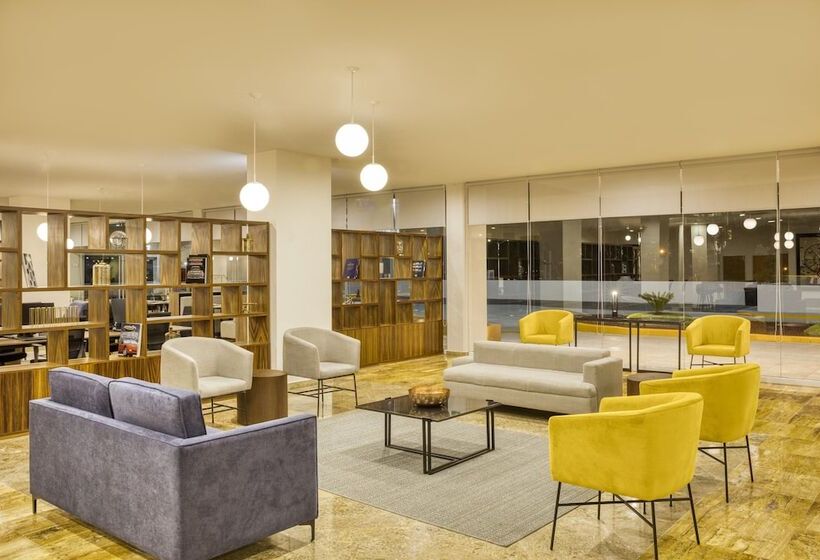 فندق Fiesta Inn Guadalajara Periferico Poniente