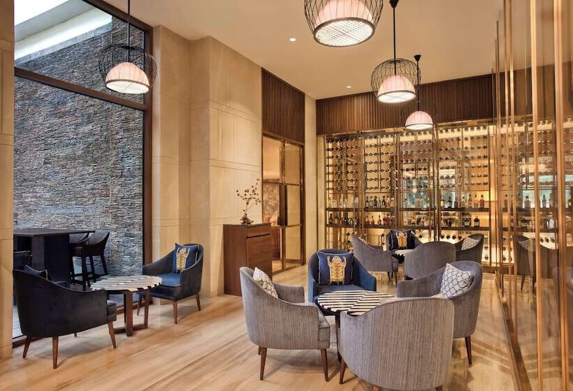 בית מלון כפרי Hyatt Regency Dharamshala Resort