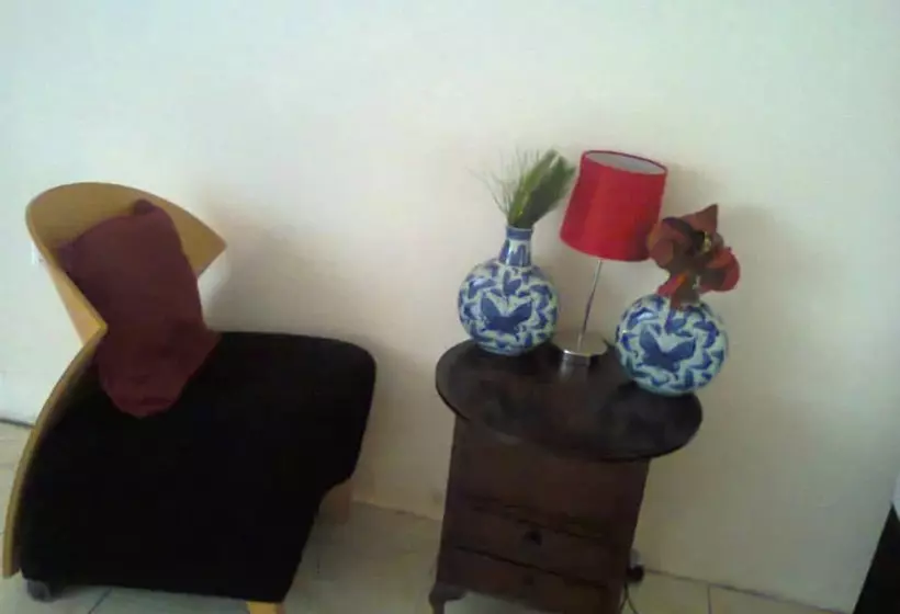 پانسیون Le Roc Royale  Tororo