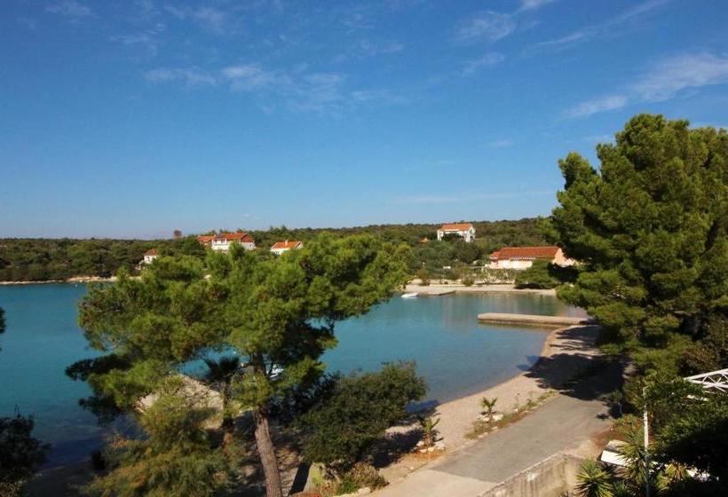 펜션 Rooms Marijana