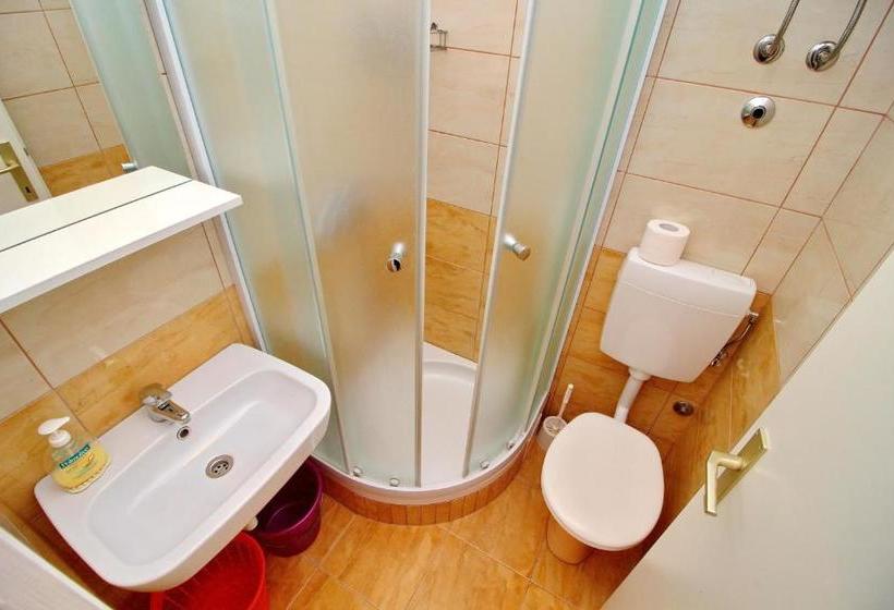 펜션 Rooms Marijana