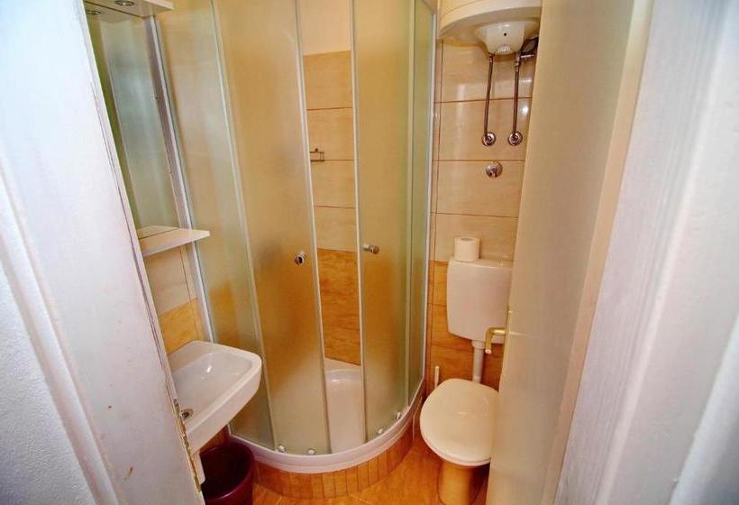 펜션 Rooms Marijana