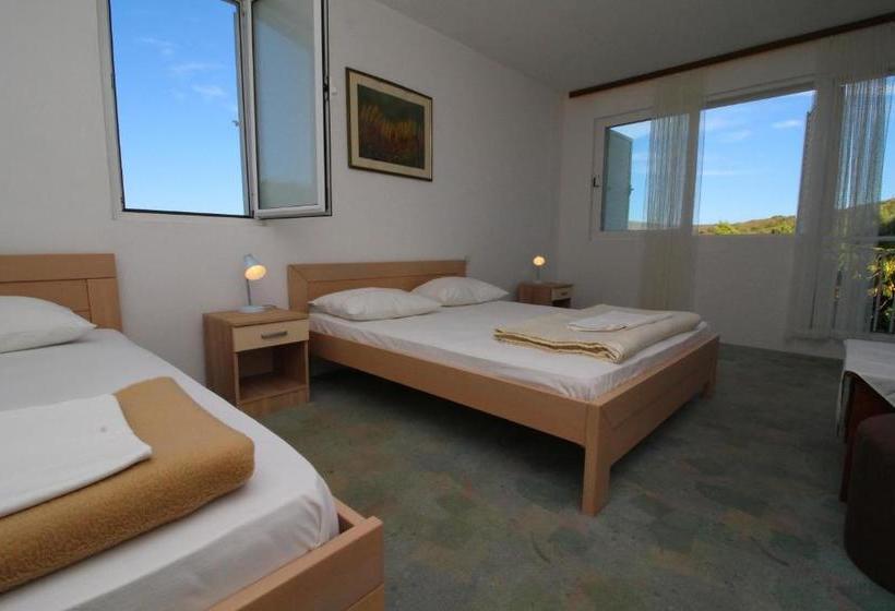 펜션 Rooms Marijana