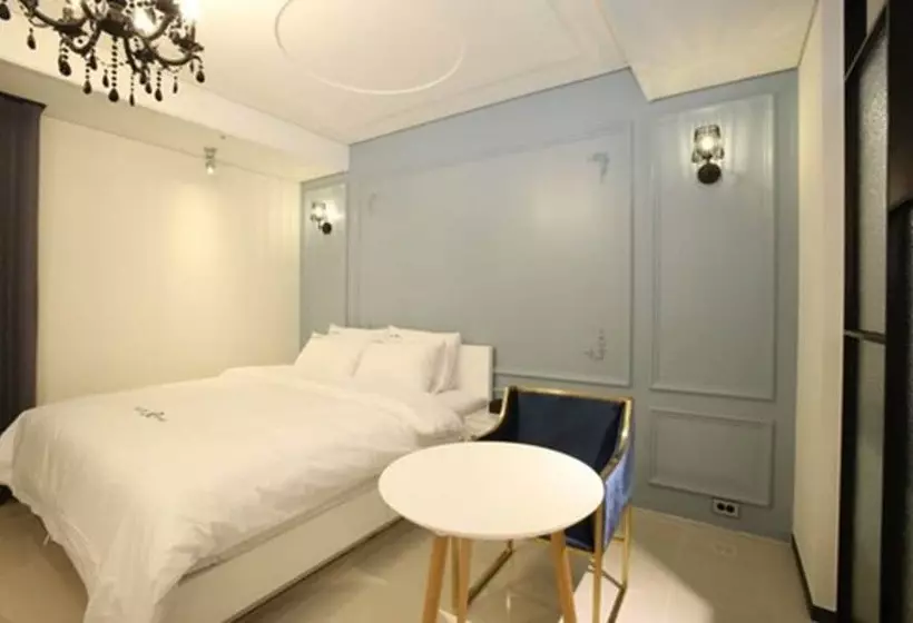 Royal Hotel Jeongeup