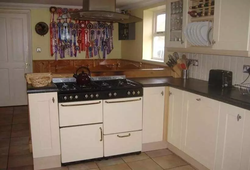 Aamiaismajoitus (B&B) Bryncoch