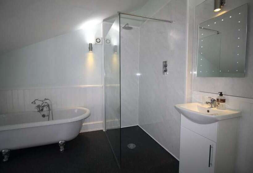 住宿加早餐  Bryncoch