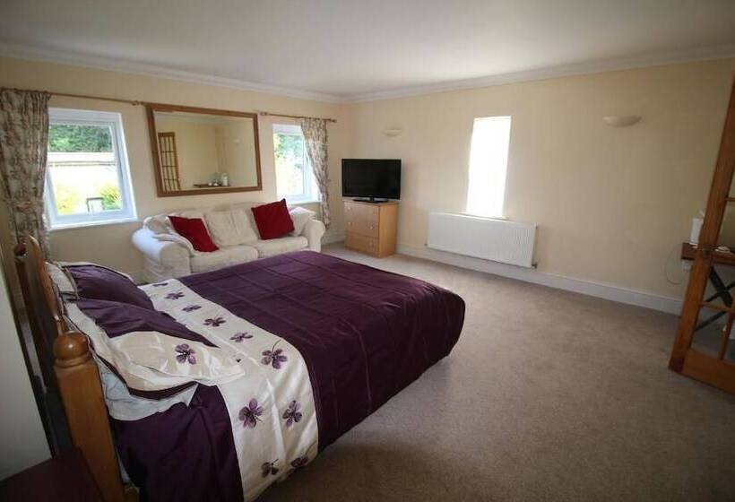 住宿加早餐  Bryncoch