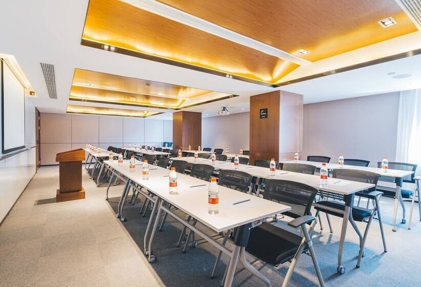 Atour Hotel South Station Hefei