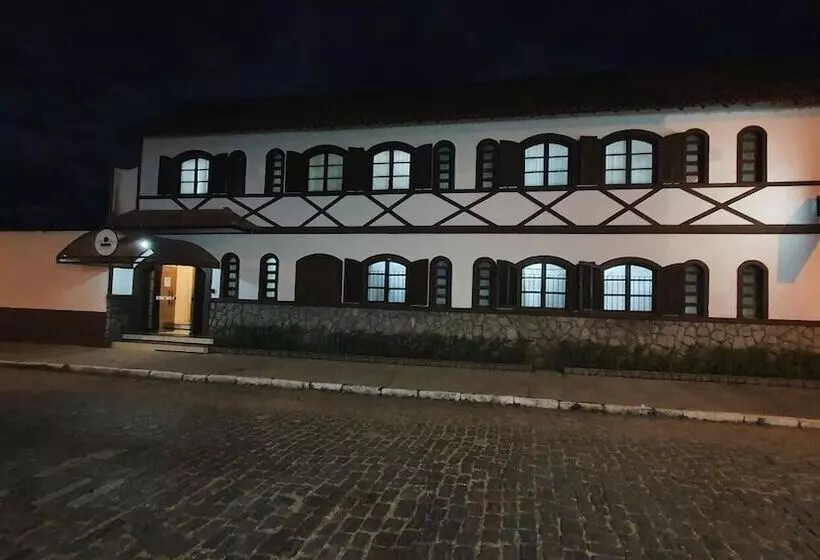 Hotelli Casa Blanca Pousada