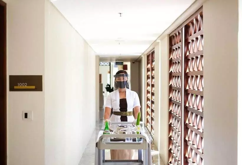 Hotelli Royal Suites At The Bandha