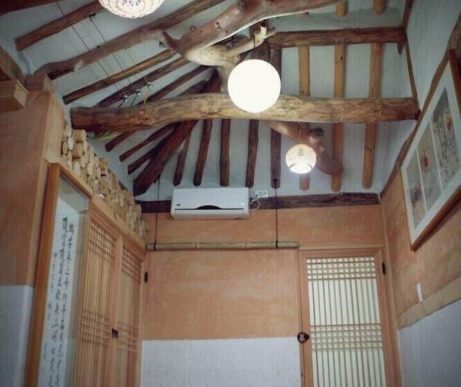 پانسیون Jeonju Geune