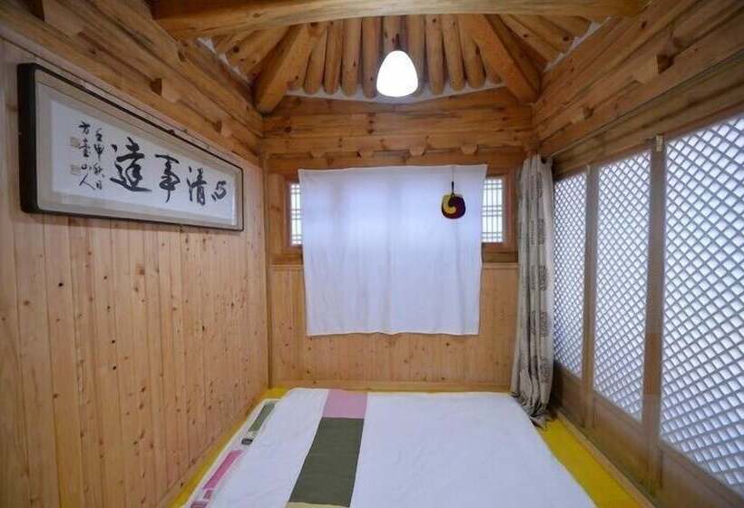 پانسیون Jeonju Geune