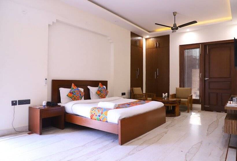 پانسیون Kumar Residency