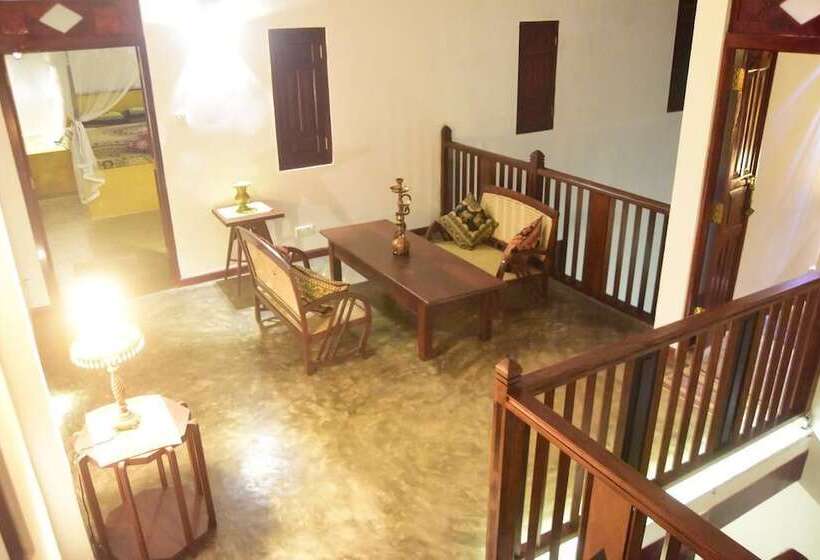 بنسيون Unawatuna Royal Lotus Villa