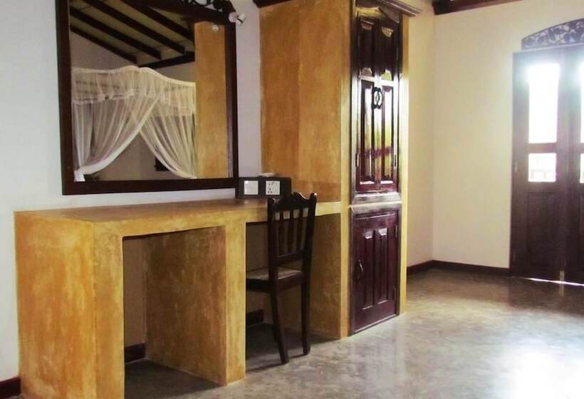 بنسيون Unawatuna Royal Lotus Villa