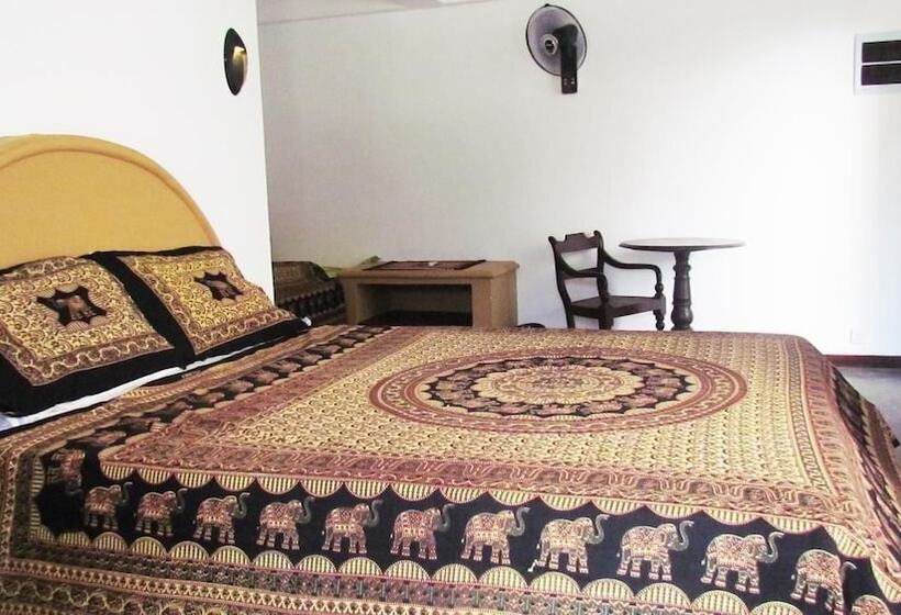 ペンション Unawatuna Royal Lotus Villa