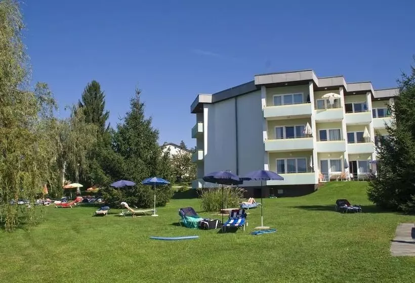 Strandhotel Schabus