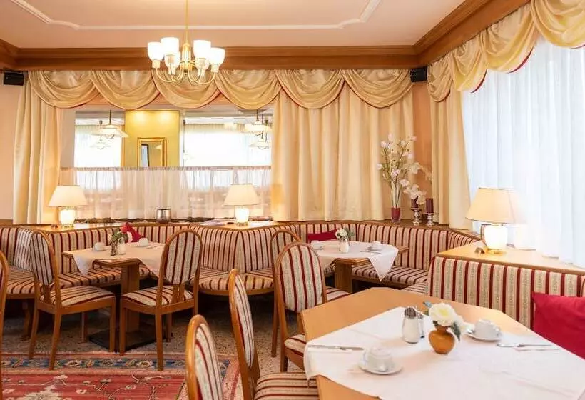 Strandhotel Schabus