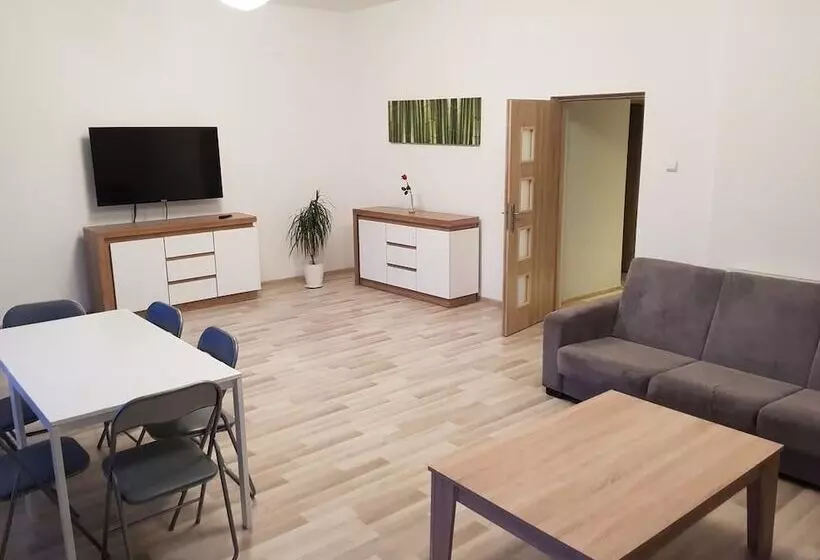 Szybowa Ii   Hostel