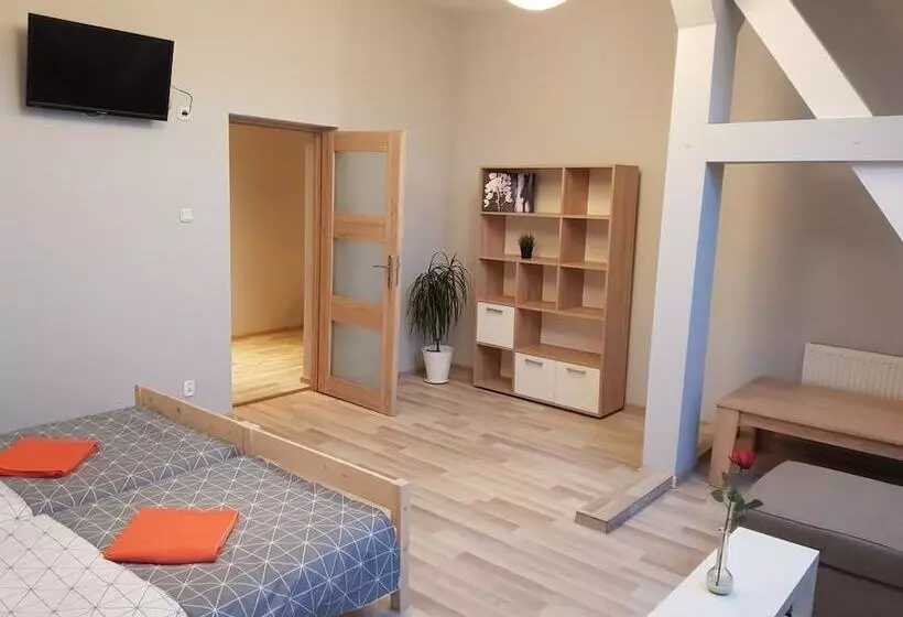 Szybowa Ii   Hostel