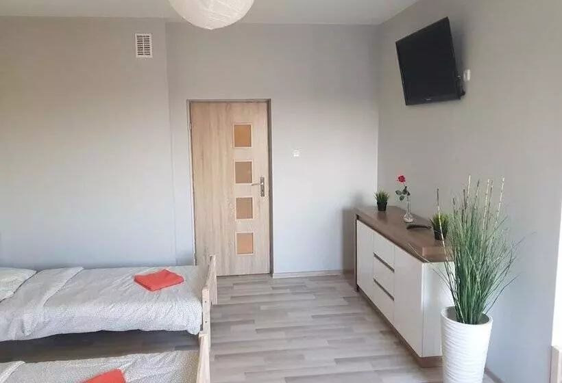 Szybowa Ii   Hostel