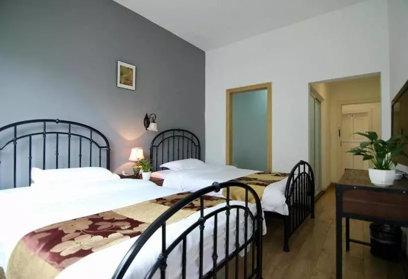 Highpark Riverview Inn