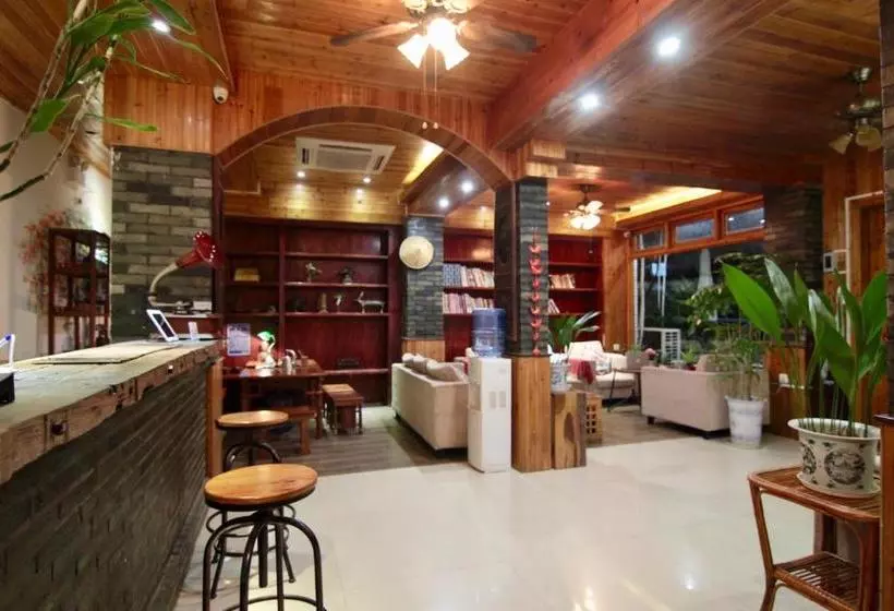 Highpark Riverview Inn