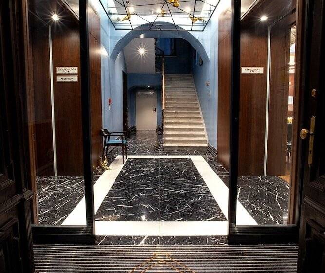 مسافرخانه Solun