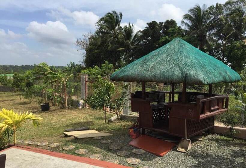 هتل Evangeline Garden And Lodge