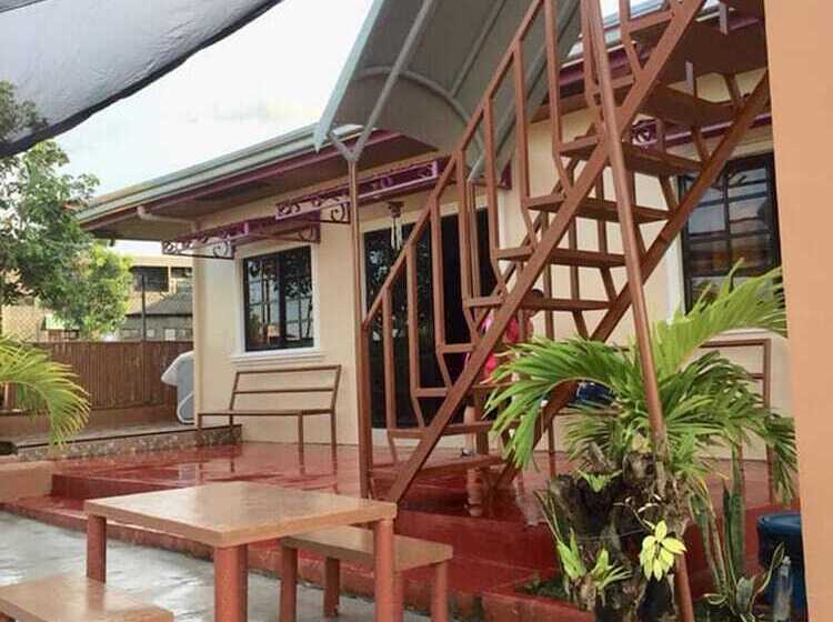 هتل Evangeline Garden And Lodge