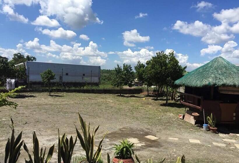 هتل Evangeline Garden And Lodge