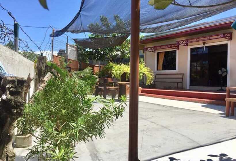 هتل Evangeline Garden And Lodge