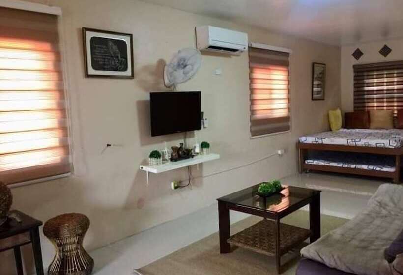 هتل Evangeline Garden And Lodge