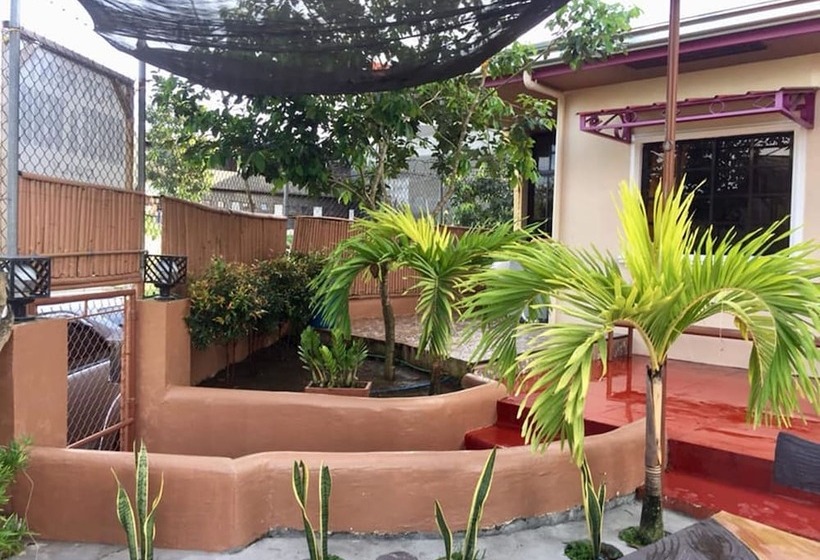 هتل Evangeline Garden And Lodge