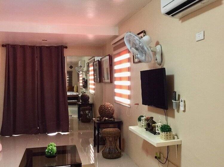 هتل Evangeline Garden And Lodge