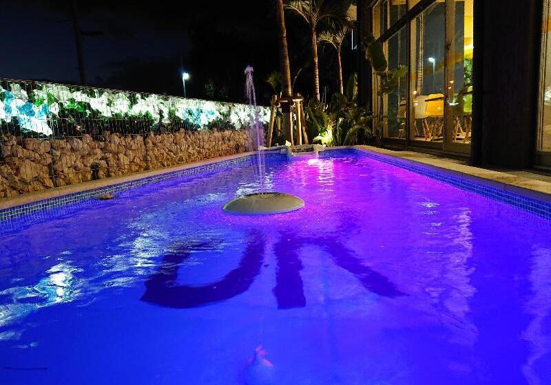 Green Rich Hotel Okinawa Nago