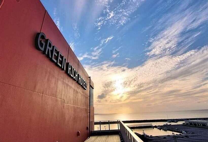 Green Rich Hotel Okinawa Nago