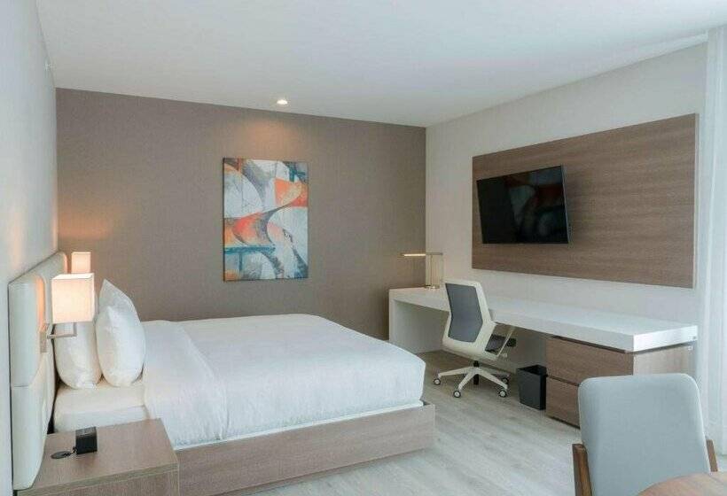 Отель Hilton Garden Inn Santa Ana San Jose