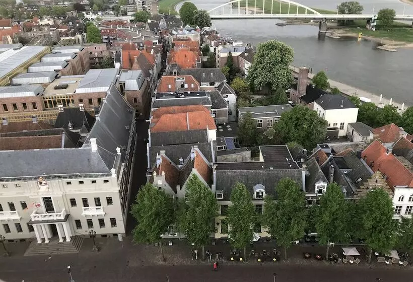 هتل In Het Huis Van Deventer