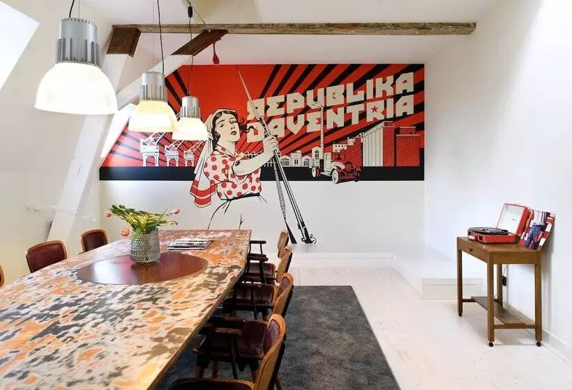 هتل In Het Huis Van Deventer