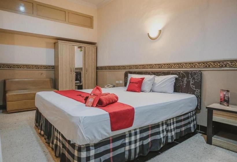 בית מלון כפרי Reddoorz Plus @ Tanjung Karang Lampung 2