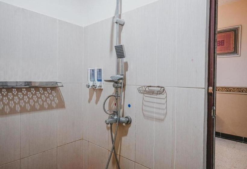 בית מלון כפרי Reddoorz Plus @ Tanjung Karang Lampung 2