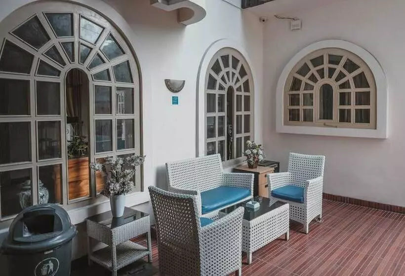 ホテル Reddoorz Plus @ Tanjung Karang Lampung 2