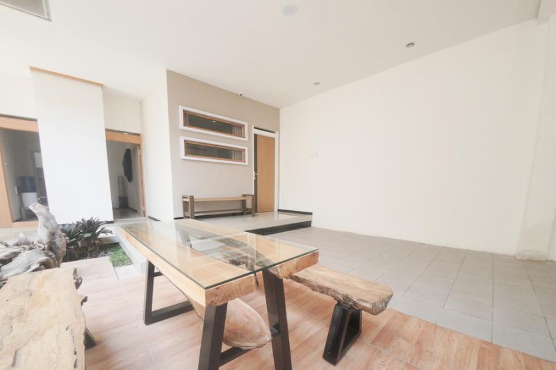 בית מלון כפרי Reddoorz Syariah Near Transmart Mx Malang