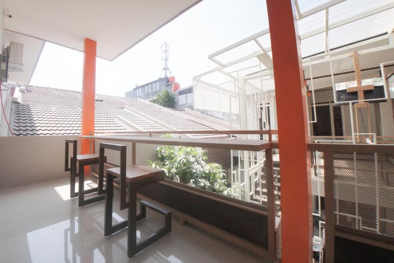 בית מלון כפרי Reddoorz Syariah Near Transmart Mx Malang