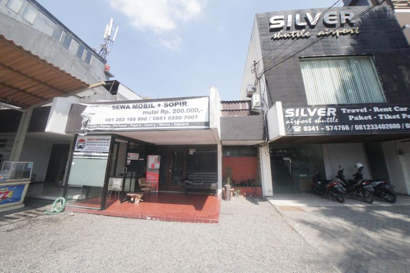 בית מלון כפרי Reddoorz Syariah Near Transmart Mx Malang