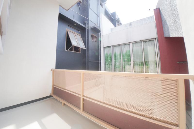 בית מלון כפרי Reddoorz Syariah Near Transmart Mx Malang